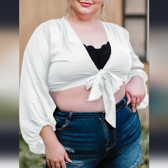 White Plus Size balloon Sleeve wrap Top - Picture 4 of 5